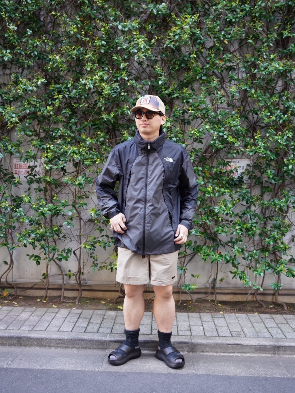 ヴァレンティノ　ビーズ装飾　薄紫色 背中開きタンクトップ　大きめサイズ　LL BEAVER | THE NORTH FACE/ザ・ノース・フェイス Chimney Wind Jacket