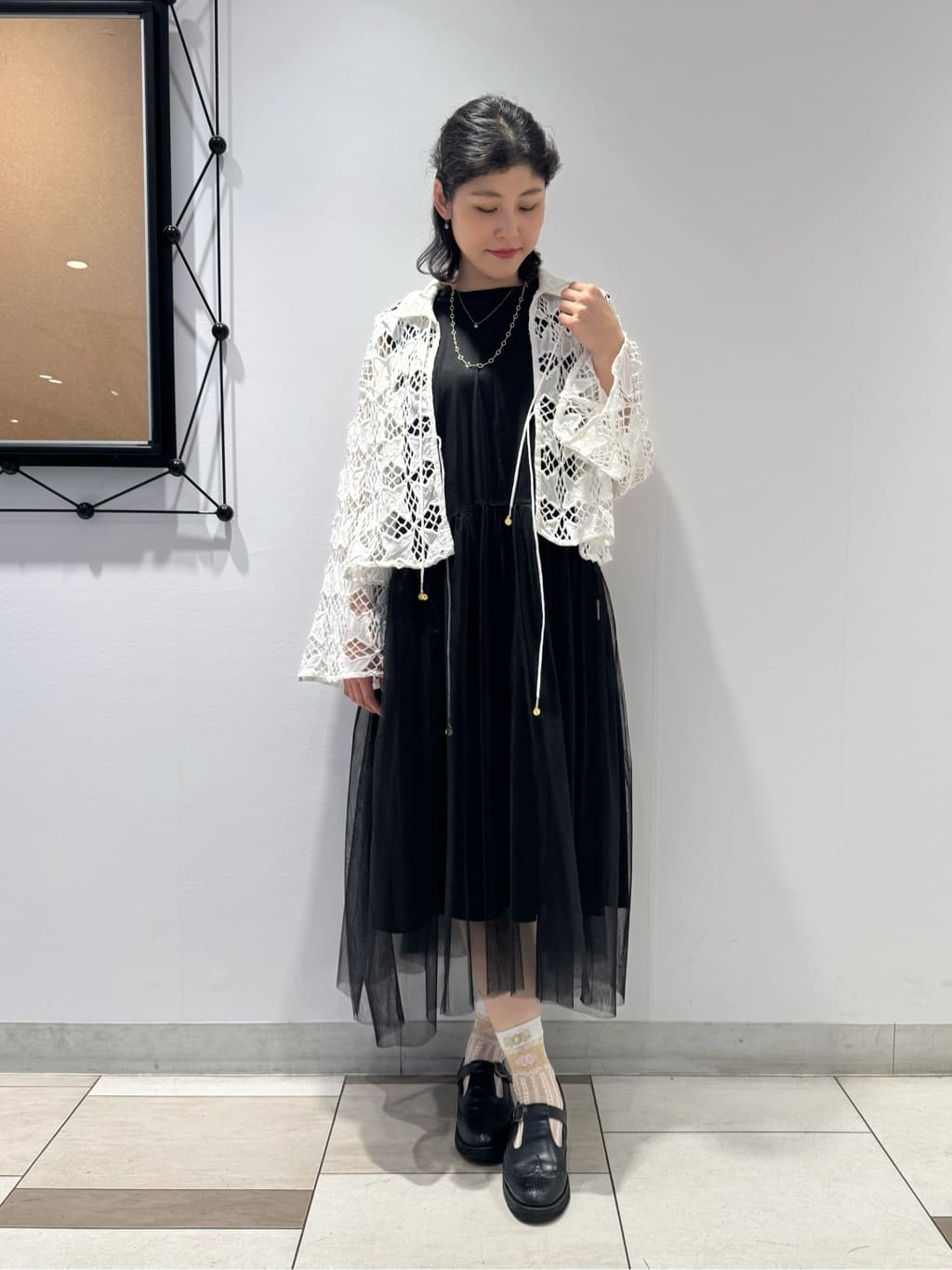 ear PAPILLONNERのインドレースシャツカーデ【SUM1 STYLE】を使ったコーディネートを紹介します。｜Rakuten Fashion(楽天ファッション／旧楽天ブランドアベニュー)7044675