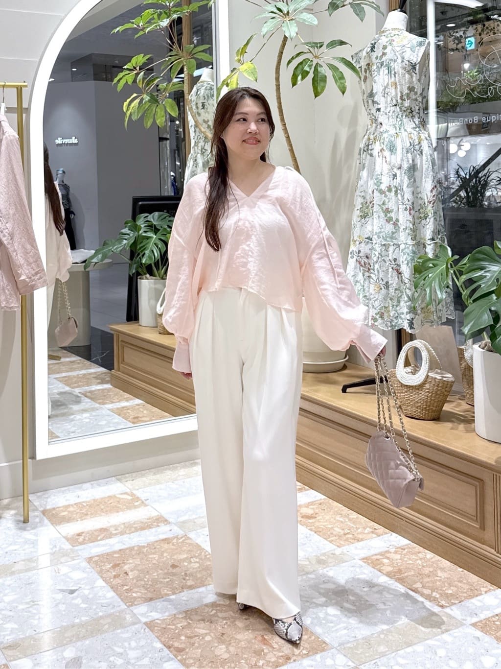 La boutique BonBon | 【今すぐお届け・軽やか素材】リボンボリューム
