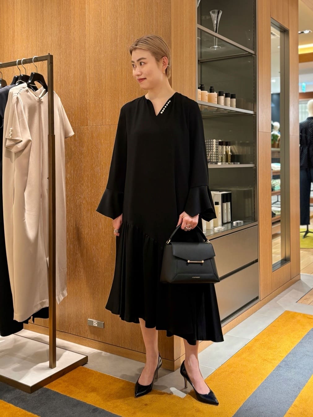【新品】FLICKA for TOMORROWLAND with pearl TOMORROWLAND | 【別注】FLICKA for TOMORROWLAND with pearl ドレス