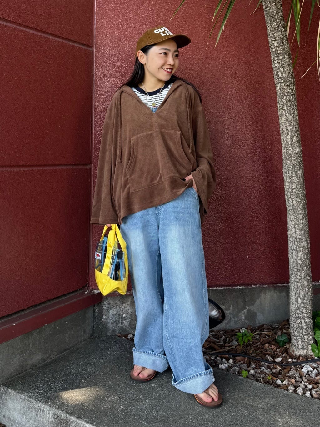 FREAK’S STOREのPETIT BATEAU 別注 ミニロゴTシャツ 全5色を使ったコーディネートを紹介します。｜Rakuten Fashion(楽天ファッション／旧楽天ブランドアベニュー)7048855