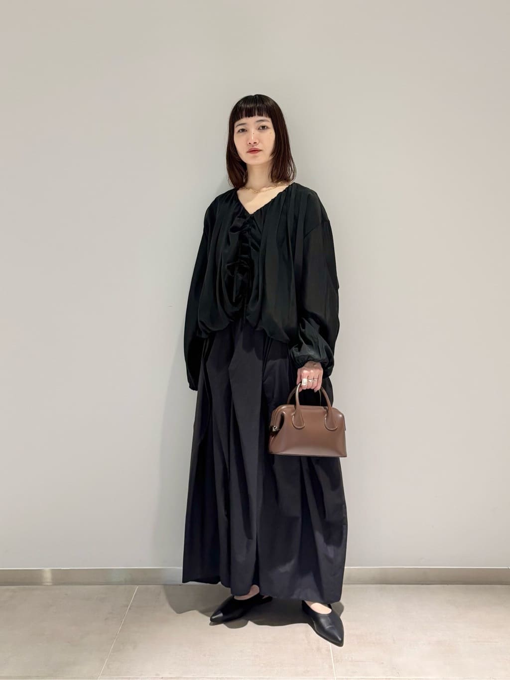 <AEWEN MATOPH＞バルーン2WAYブラウス - ウォッシャブル AEWEN MATOPH＞バルーン2WAYブラウス ‐ ウォッシャブル ‐ （WHITE