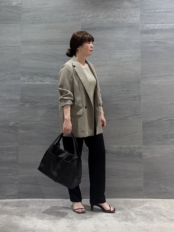 GALLARDAGALANTEのライトジャージーテーパードパンツを使ったコーディネートを紹介します。｜Rakuten Fashion(楽天ファッション／旧楽天ブランドアベニュー)7050786