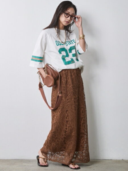 CHIC STYLEのレースストレートロングスカート<大きいサイズ有>シックスタイルを使ったコーディネートを紹介します。｜Rakuten Fashion(楽天ファッション／旧楽天ブランドアベニュー)7052909