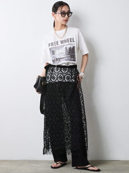 CHIC STYLEの綿100%ピグメント染プリントTシャツ<大きいサイズ有>シックスタイルを使ったコーディネートを紹介します。｜Rakuten Fashion(楽天ファッション／旧楽天ブランドアベニュー)7053019