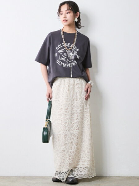 CHIC STYLEの綿100%グラフィックプリントTシャツ<大きいサイズ有>シックスタイルを使ったコーディネートを紹介します。｜Rakuten Fashion(楽天ファッション／旧楽天ブランドアベニュー)7053036