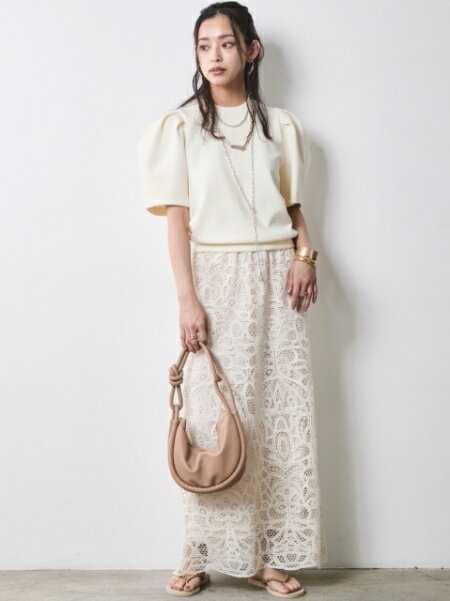CHIC STYLEのダンボールカットソーパフスリーブプルオーバー<大きいサイズ有>シックスタイルを使ったコーディネートを紹介します。｜Rakuten Fashion(楽天ファッション／旧楽天ブランドアベニュー)7053039