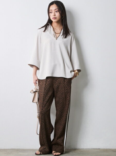 CHIC STYLEのスキッパーブラウス<大きいサイズ有>シックスタイルを使ったコーディネートを紹介します。｜Rakuten Fashion(楽天ファッション／旧楽天ブランドアベニュー)7055810