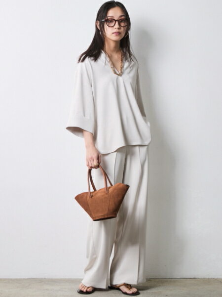 CHIC STYLEのスキッパーブラウス<大きいサイズ有>シックスタイルを使ったコーディネートを紹介します。｜Rakuten Fashion(楽天ファッション／旧楽天ブランドアベニュー)7055812
