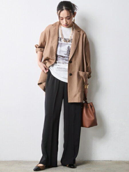CHIC STYLEのワイドストレートパンツ<大きいサイズ有>シックスタイルを使ったコーディネートを紹介します。｜Rakuten Fashion(楽天ファッション／旧楽天ブランドアベニュー)7055876