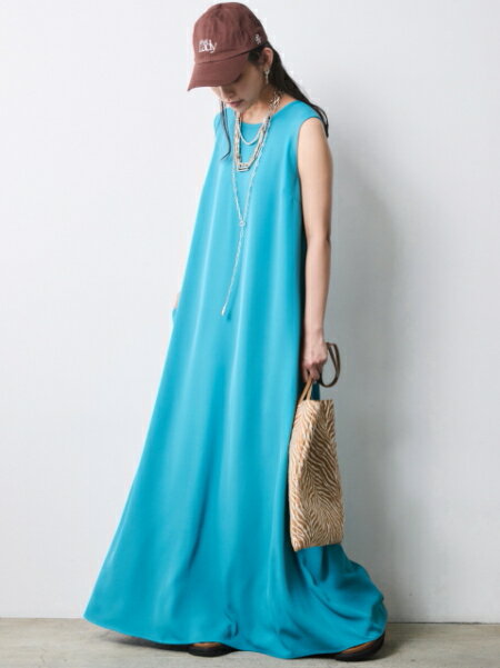 CHIC STYLEのAラインマキシワンピース<大きいサイズ有>シックスタイルを使ったコーディネートを紹介します。｜Rakuten Fashion(楽天ファッション／旧楽天ブランドアベニュー)7055898