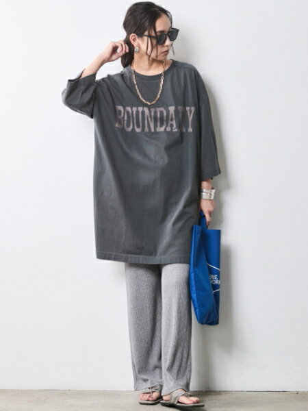 CHIC STYLEの綿100%ロゴプリントチュニックTシャツ<大きいサイズ有>シックスタイルを使ったコーディネートを紹介します。｜Rakuten Fashion(楽天ファッション／旧楽天ブランドアベニュー)7056002