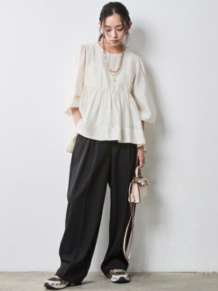 CHIC STYLEのシアーギャザーブラウス<大きいサイズ有>シックスタイルを使ったコーディネートを紹介します。｜Rakuten Fashion(楽天ファッション／旧楽天ブランドアベニュー)7056006