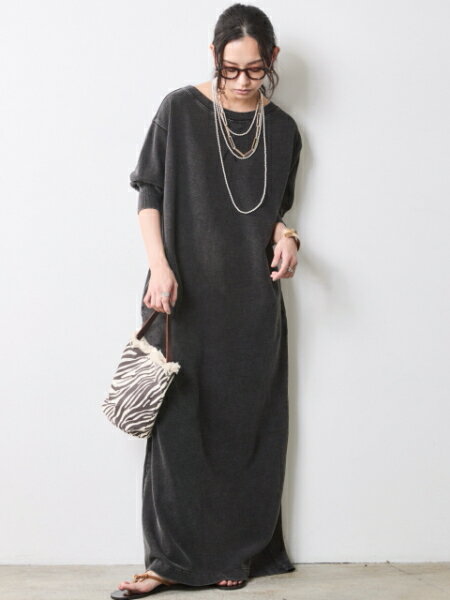 CHIC STYLEの硫化染スウェット5分袖ロングワンピース <大きいサイズ有>シックスタイルを使ったコーディネートを紹介します。｜Rakuten Fashion(楽天ファッション／旧楽天ブランドアベニュー)7056019