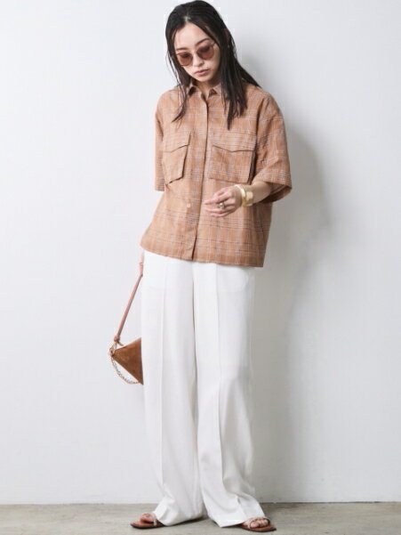 CHIC STYLEのシアーチェックショート丈ブラウス<大きいサイズ有>シックスタイルを使ったコーディネートを紹介します。｜Rakuten Fashion(楽天ファッション／旧楽天ブランドアベニュー)7056048