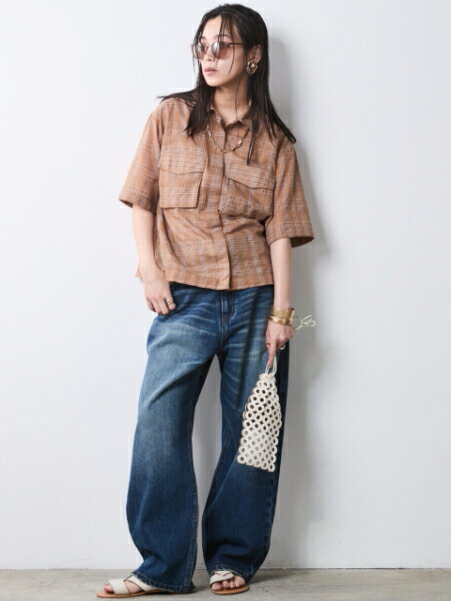 CHIC STYLEのシアーチェックショート丈ブラウス<大きいサイズ有>シックスタイルを使ったコーディネートを紹介します。｜Rakuten Fashion(楽天ファッション／旧楽天ブランドアベニュー)7056049