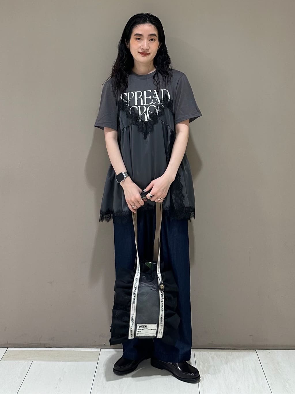 FREAK’S STOREのレースキャミ ドッキングTシャツを使ったコーディネートを紹介します。｜Rakuten Fashion(楽天ファッション／旧楽天ブランドアベニュー)7056787