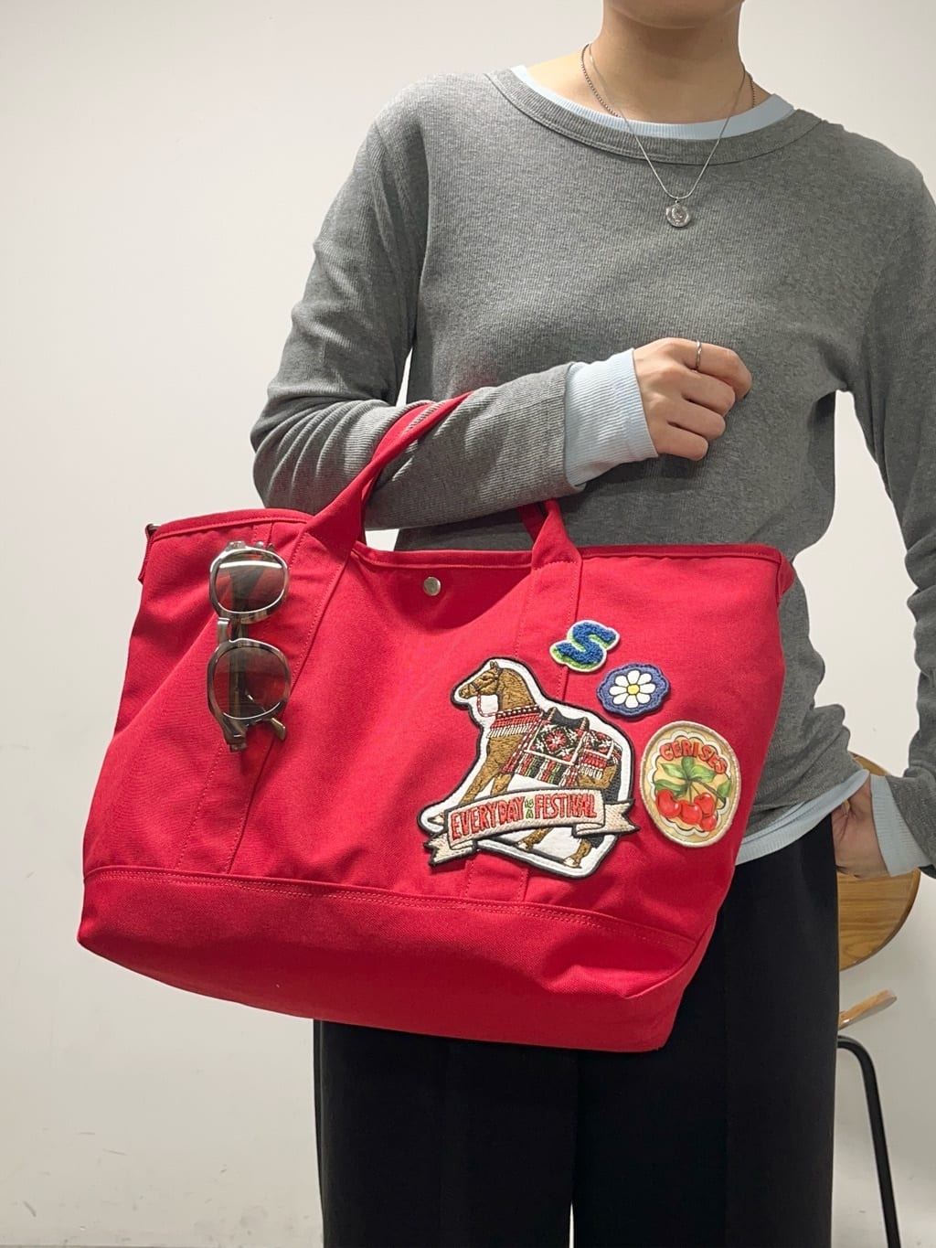 ear PAPILLONNERのsampo×earコラボポリキャントートバッグ《撥水/A4サイズ対応》を使ったコーディネートを紹介します。｜Rakuten Fashion(楽天ファッション／旧楽天ブランドアベニュー)7056982