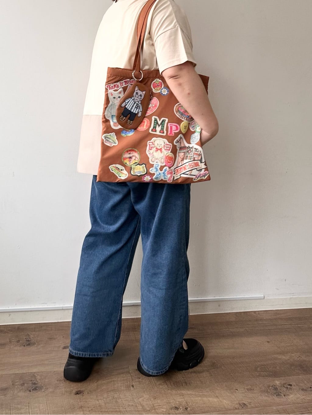ear PAPILLONNERのsampo×earコラボサブトートバッグ《撥水/B4サイズ対応》を使ったコーディネートを紹介します。｜Rakuten Fashion(楽天ファッション／旧楽天ブランドアベニュー)7057175