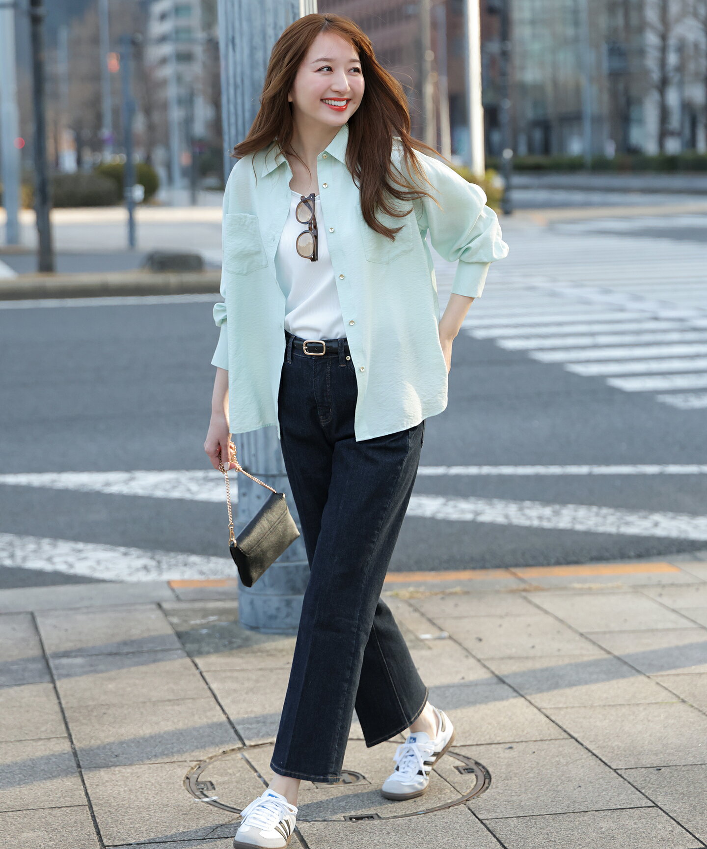 ANY SISのシアーダブルポケット シャツを使ったコーディネートを紹介します。｜Rakuten Fashion(楽天ファッション／旧楽天ブランドアベニュー)7060025