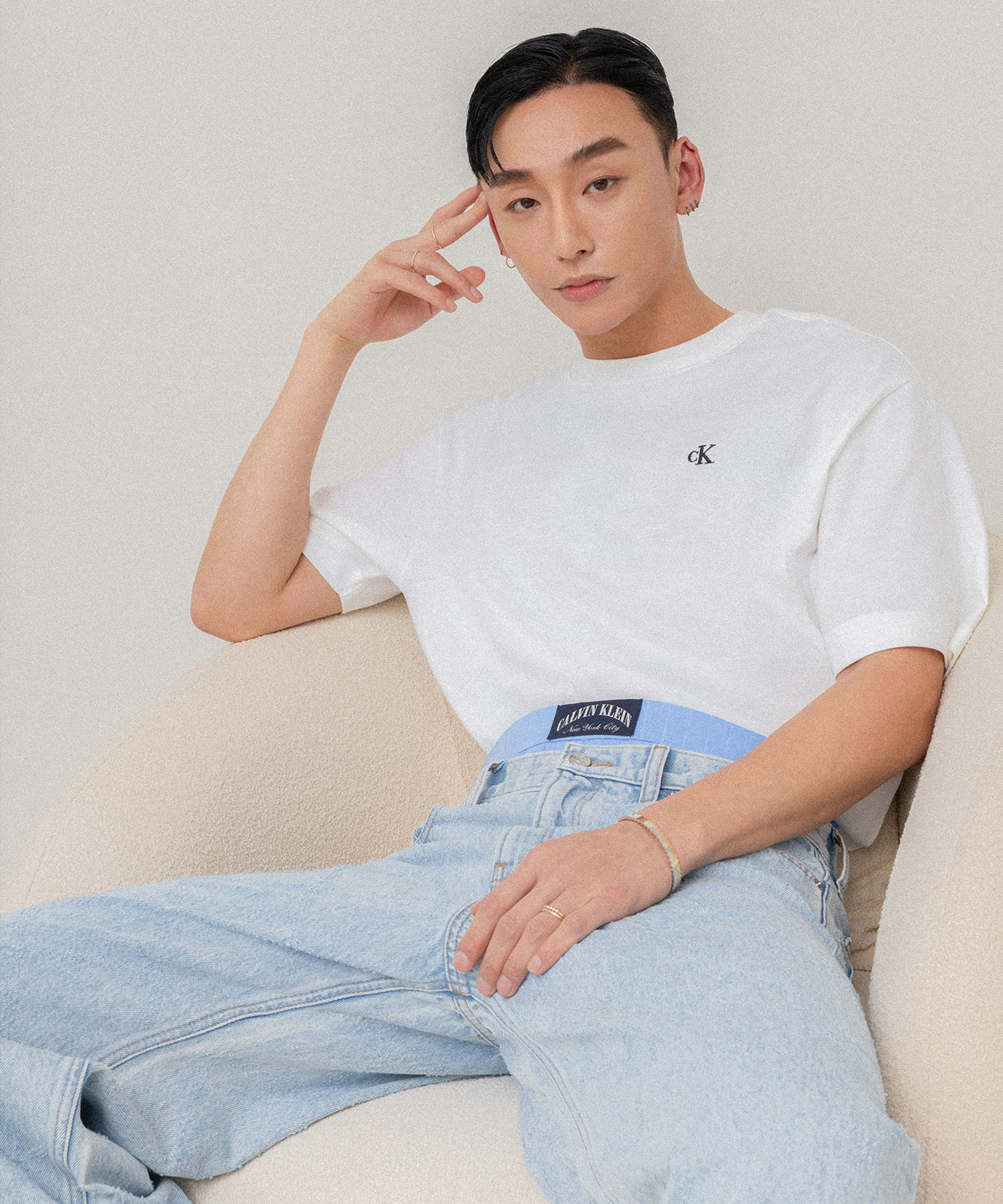 ジョングク   半袖Tシャツ カルバンクライン M Calvin Klein | (U)【公式ショップ】 カルバンクライン Tシャツ
