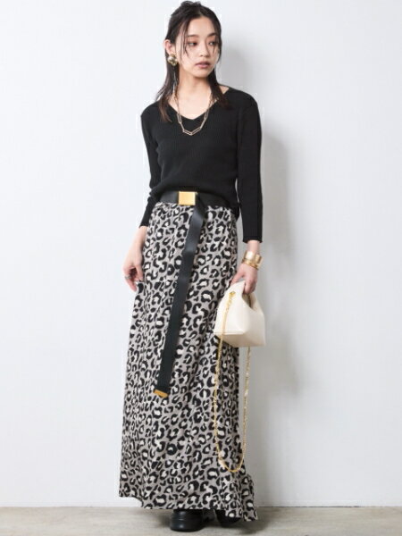 CHIC STYLEのレオパード柄ナローマキシスカート<大きいサイズ有>シックスタイルを使ったコーディネートを紹介します。｜Rakuten Fashion(楽天ファッション／旧楽天ブランドアベニュー)7060549