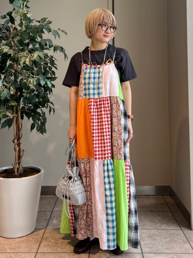 FREAK’S STOREのディスク型 メタル ビーズ ロング ネックレス 140cm 25AWを使ったコーディネートを紹介します。｜Rakuten Fashion(楽天ファッション／旧楽天ブランドアベニュー)7065594
