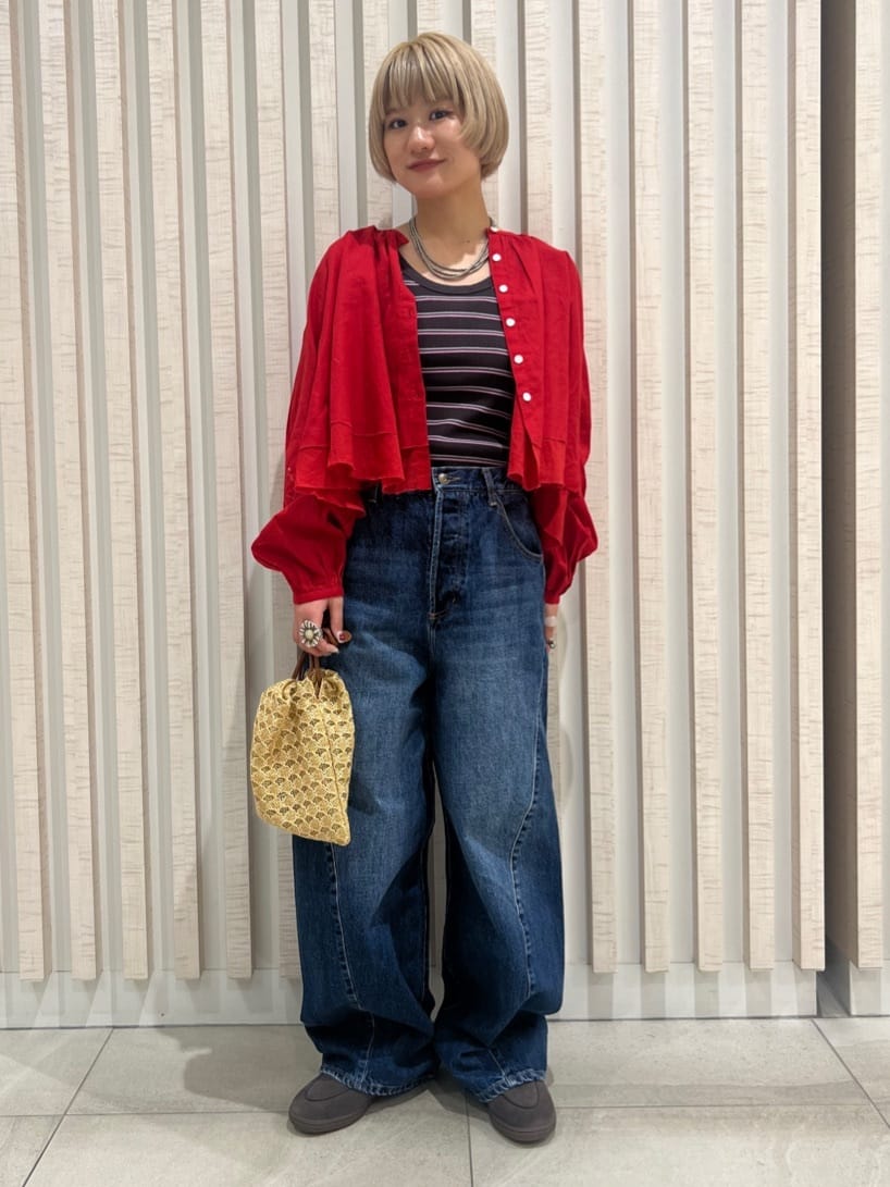 FREAK’S STOREの2way ラフィア風 ラメ 巾着 ショルダーバッグを使ったコーディネートを紹介します。｜Rakuten Fashion(楽天ファッション／旧楽天ブランドアベニュー)7065763