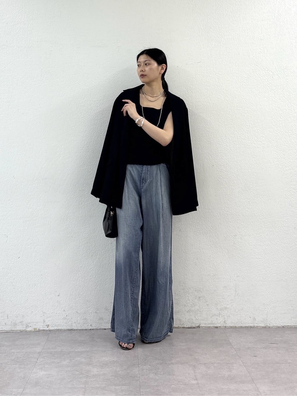 GALLARDAGALANTEのスクエアネックタンクを使ったコーディネートを紹介します。｜Rakuten Fashion(楽天ファッション／旧楽天ブランドアベニュー)7068728