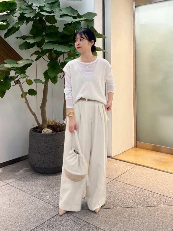 GALLARDAGALANTEの【La nature linge】NEWロングスリーブTシャツを使ったコーディネートを紹介します。｜Rakuten Fashion(楽天ファッション／旧楽天ブランドアベニュー)7068738