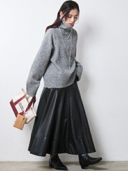 CHIC STYLEのハイネックニット<大きいサイズ有>シックスタイルを使ったコーディネートを紹介します。｜Rakuten Fashion(楽天ファッション／旧楽天ブランドアベニュー)7068946