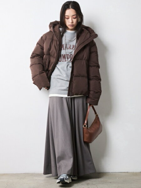 CHIC STYLEの綿100%裏起毛ロゴプリントスウェット<大きいサイズ有>シックスタイルを使ったコーディネートを紹介します。｜Rakuten Fashion(楽天ファッション／旧楽天ブランドアベニュー)7068957