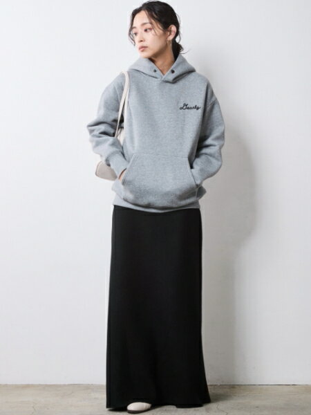 CHIC STYLEの裏起毛フーディスウェット<大きいサイズ有>シックスタイルを使ったコーディネートを紹介します。｜Rakuten Fashion(楽天ファッション／旧楽天ブランドアベニュー)7068966
