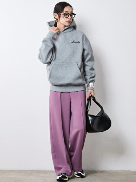 CHIC STYLEの裏起毛フーディスウェット<大きいサイズ有>シックスタイルを使ったコーディネートを紹介します。｜Rakuten Fashion(楽天ファッション／旧楽天ブランドアベニュー)7068984