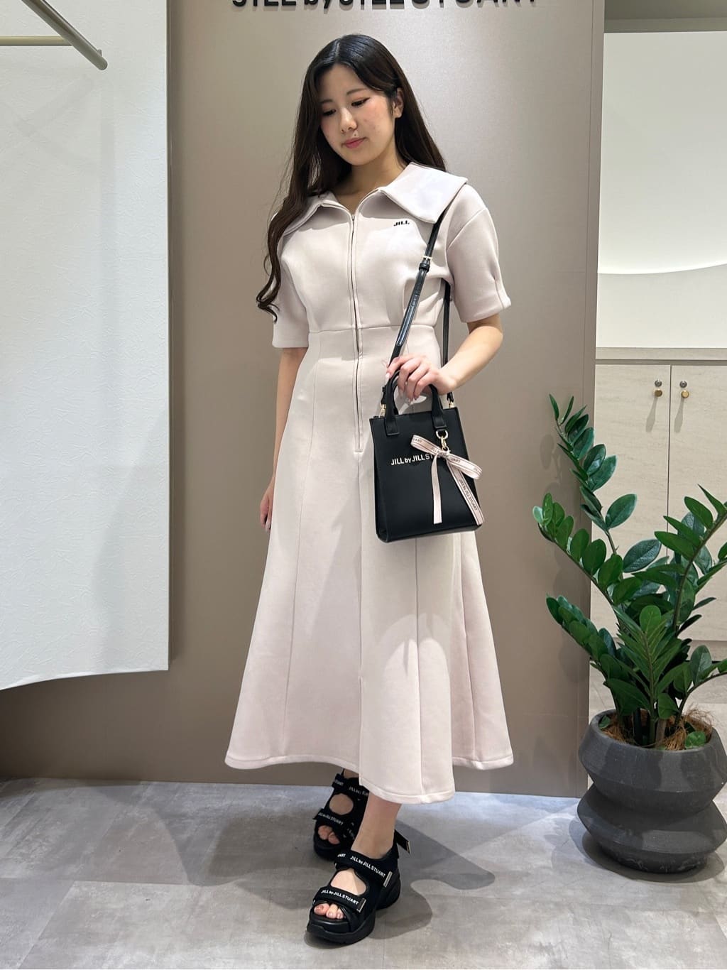 JILL by JILL STUART | ビッグカラーダイバーロングワンピース