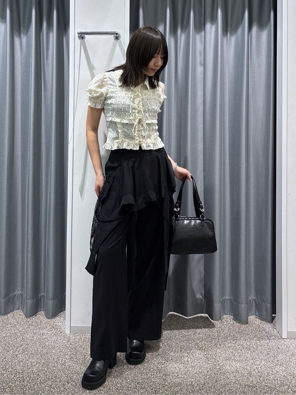 SLY | TINY DOTS FRILL ブラウス | Rakuten Fashion(楽天ファッション