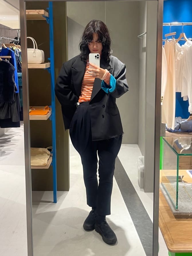 HeRIN.CYEのOver size jacketを使ったコーディネートを紹介します。｜Rakuten Fashion(楽天ファッション／旧楽天ブランドアベニュー)7072297