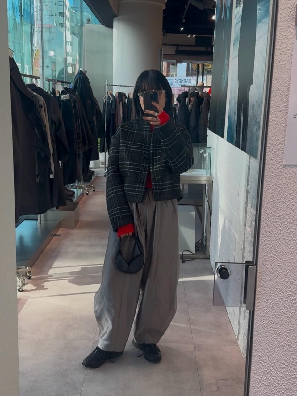 HeRIN.CYEのRound compact jacketを使ったコーディネートを紹介します。｜Rakuten Fashion(楽天ファッション／旧楽天ブランドアベニュー)7072106