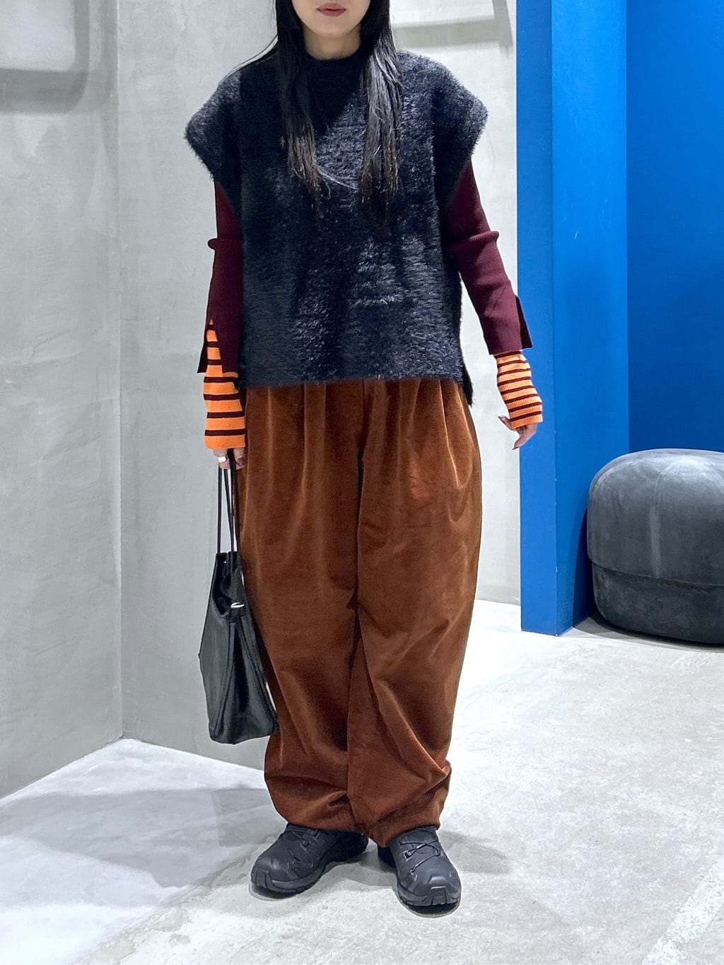 HeRIN.CYEのShaggy knit vestを使ったコーディネートを紹介します。｜Rakuten Fashion(楽天ファッション／旧楽天ブランドアベニュー)7072497