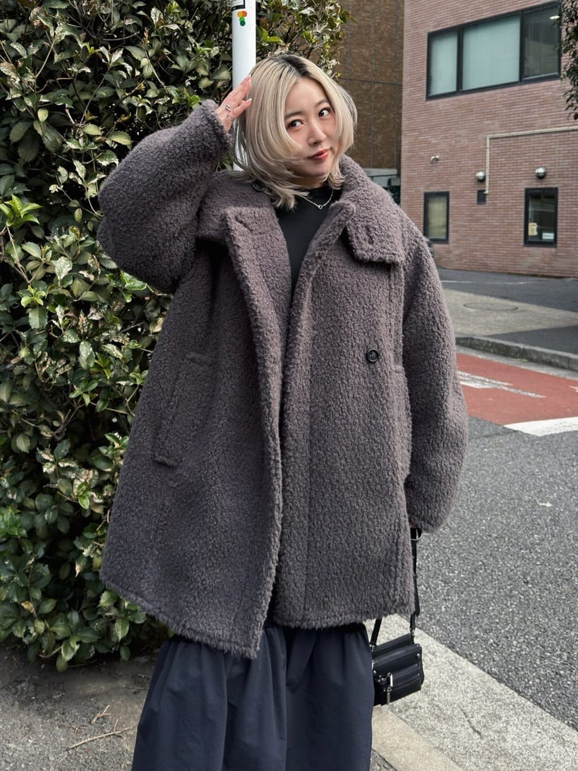 HeRIN.CYEのStand collar boa coatを使ったコーディネートを紹介します。｜Rakuten Fashion(楽天ファッション／旧楽天ブランドアベニュー)7072927
