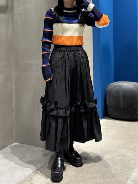 HeRIN.CYEのRandam Border knit topsを使ったコーディネートを紹介します。｜Rakuten Fashion(楽天ファッション／旧楽天ブランドアベニュー)7073103