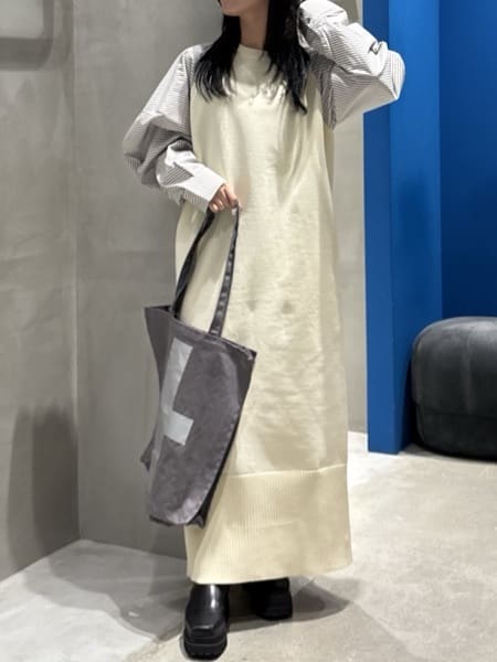 HeRIN.CYEのBig tote bagを使ったコーディネートを紹介します。｜Rakuten Fashion(楽天ファッション／旧楽天ブランドアベニュー)7073104