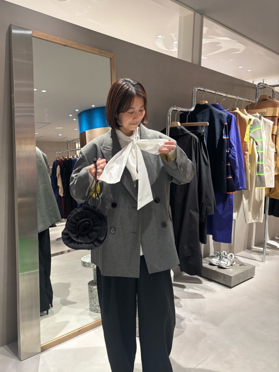 HeRIN.CYEのBig silhouette jacketを使ったコーディネートを紹介します。｜Rakuten Fashion(楽天ファッション／旧楽天ブランドアベニュー)7073125