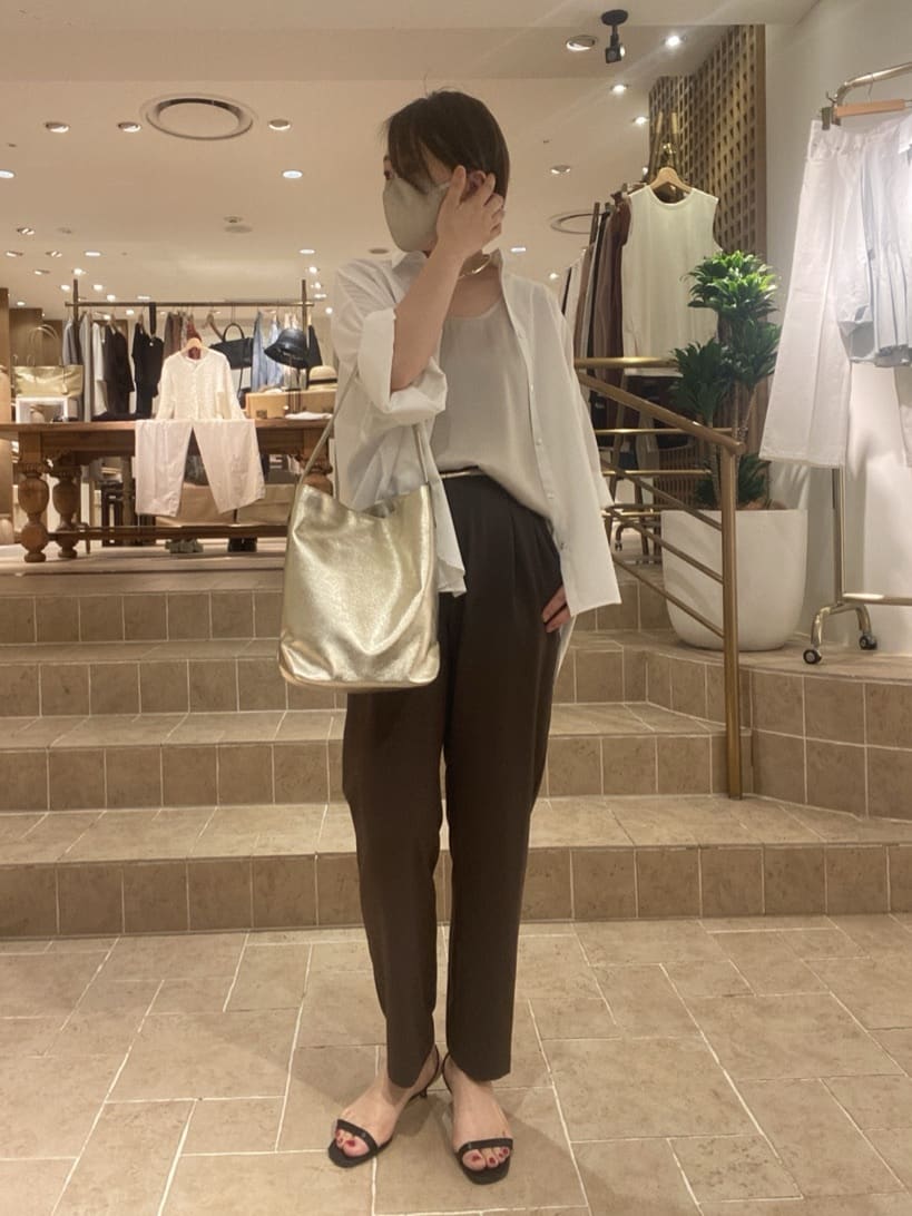 GALLARDAGALANTEのハーフスリーブシャツを使ったコーディネートを紹介します。｜Rakuten Fashion(楽天ファッション／旧楽天ブランドアベニュー)7075811