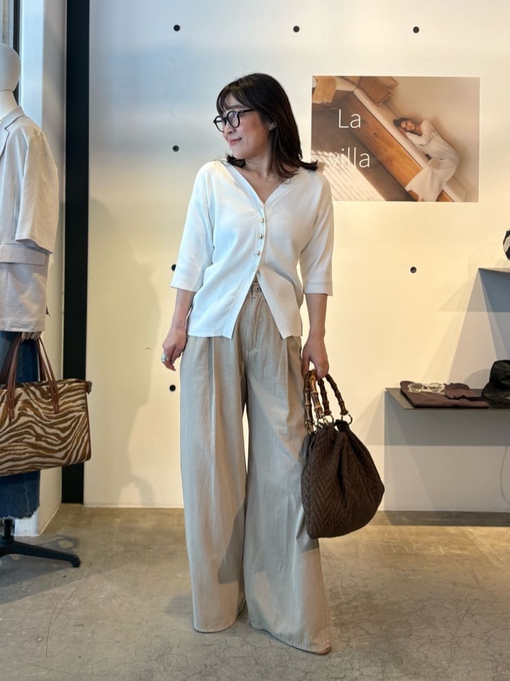 GALLARDAGALANTEの<Oggi 6月号掲載アイテム>【夏でも快適】シアーデニムパンツを使ったコーディネートを紹介します。｜Rakuten Fashion(楽天ファッション／旧楽天ブランドアベニュー)7077098