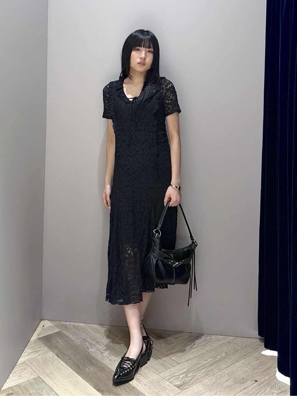 moussyのCUT LACE ASYMMETRY ドレスを使ったコーディネート | Rakuten 