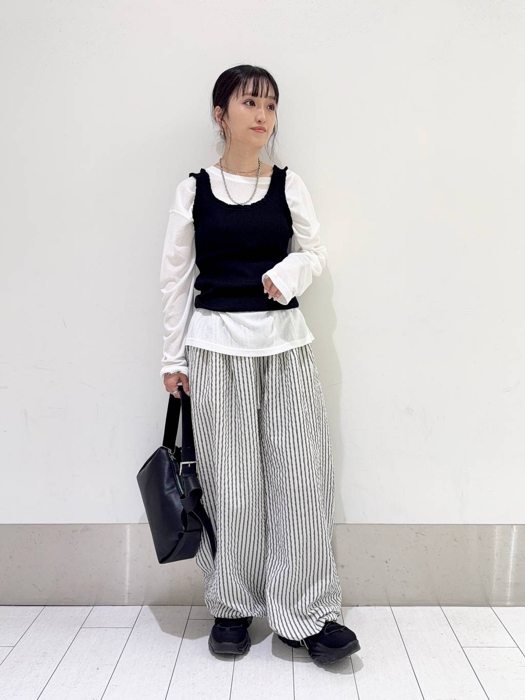 LOWRYS FARM | シアサッカーアソートイージーパンツ | Rakuten Fashion