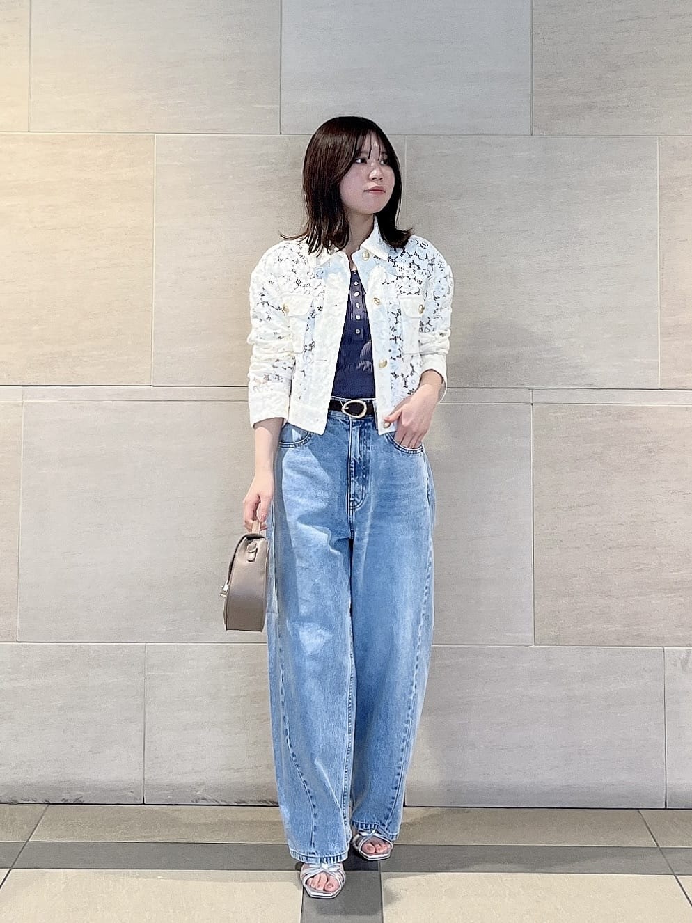 PROPORTION BODY DRESSINGのバイカラーミニショルダーバッグを使ったコーディネートを紹介します。｜Rakuten Fashion(楽天ファッション／旧楽天ブランドアベニュー)7081736