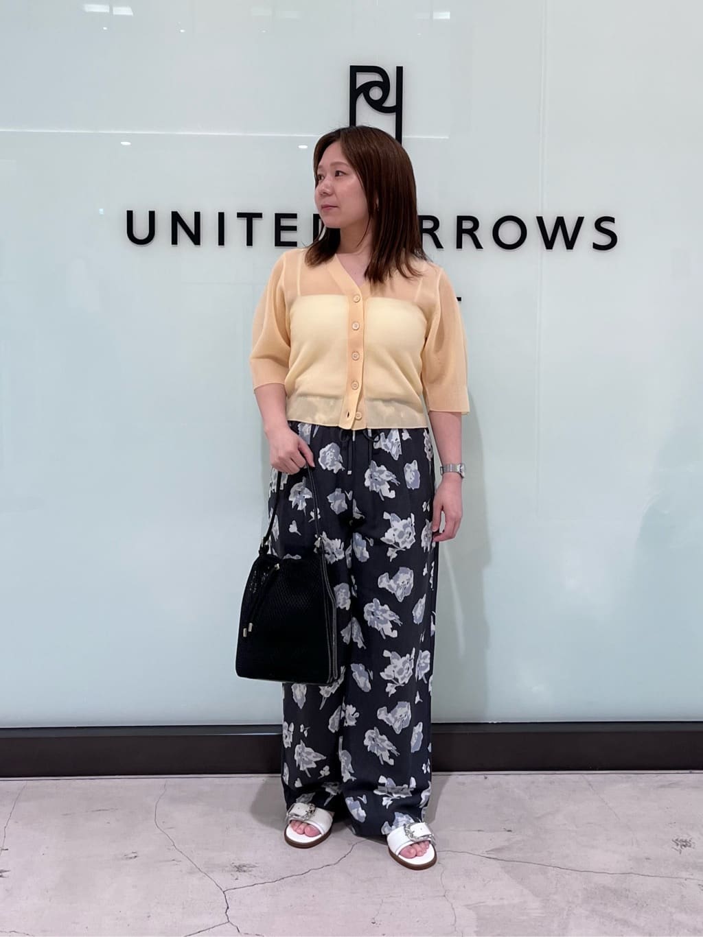 UNITED ARROWS LTD. OUTLET | Vネック アゼニット カーディガン