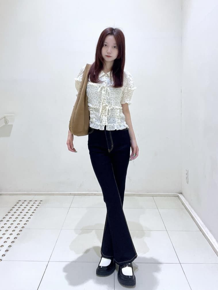 SLY | TINY DOTS FRILL ブラウス | Rakuten Fashion(楽天ファッション